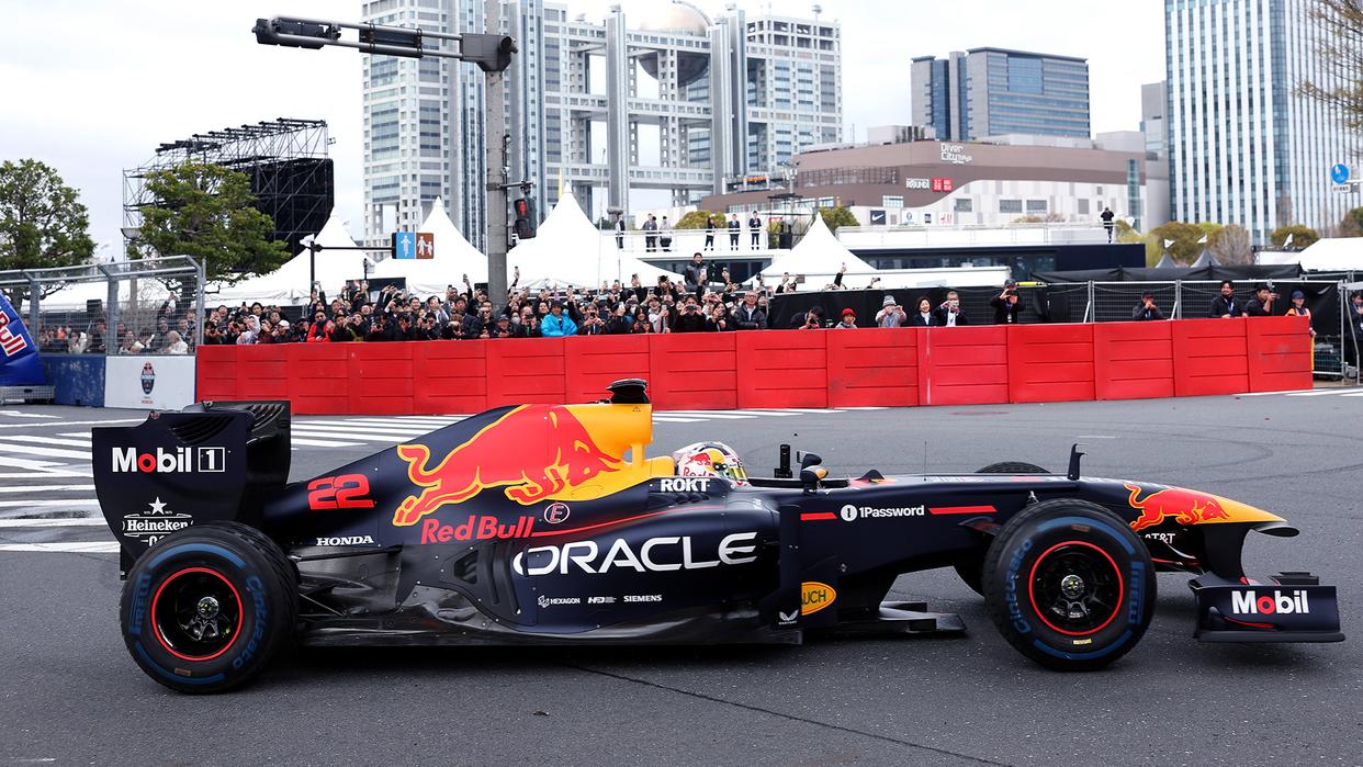 威廉姆斯碾压红牛车队,阿隆索惊艳四座 威廉姆斯碾压红牛车队,阿隆索惊艳四座