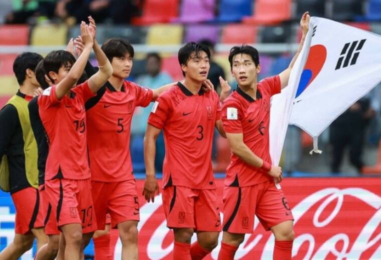 日本队完胜韩国队，波尔统治全场