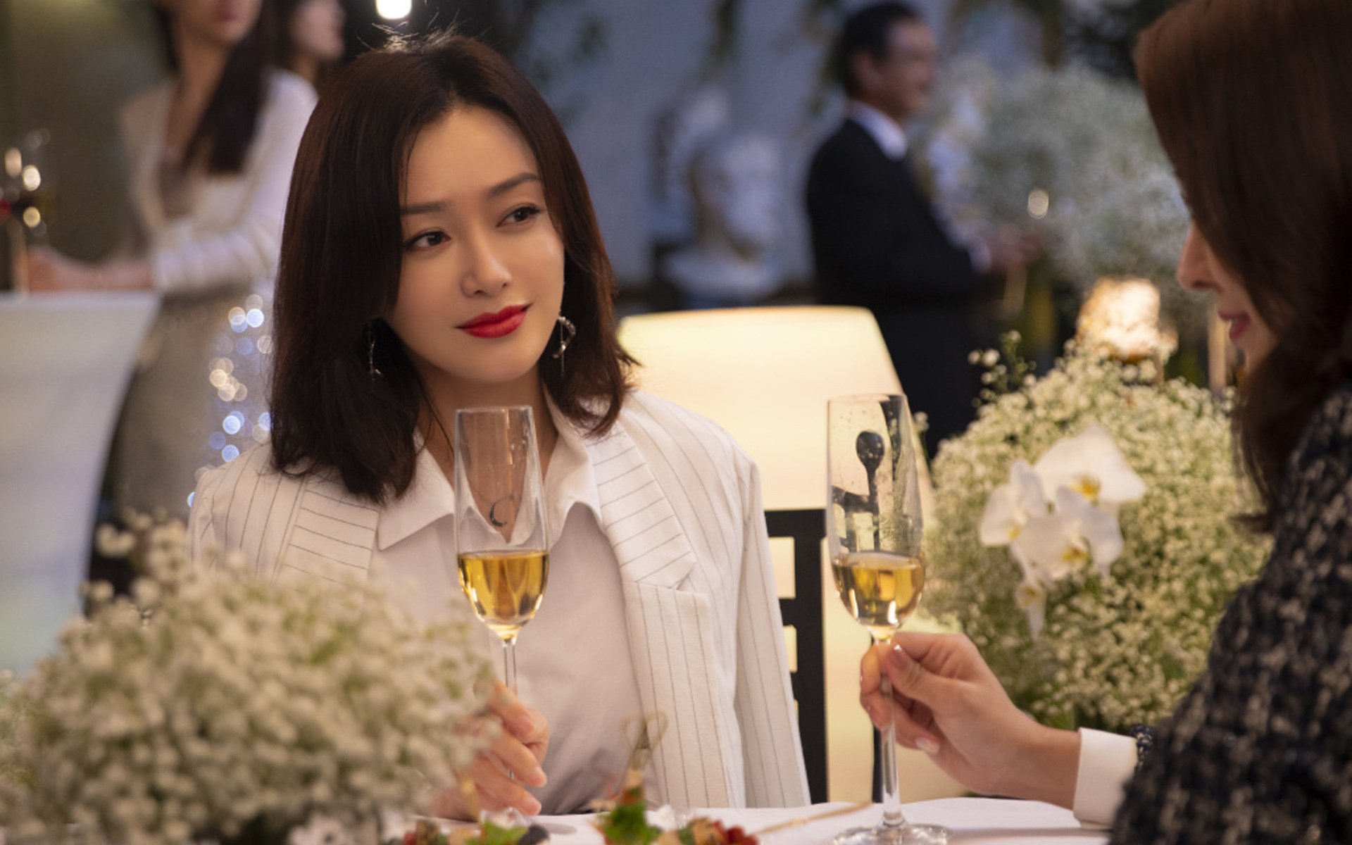 绿茵炼金术,从努涅斯一己之力到苏格兰的战术熔炉—胜利的两种方程式