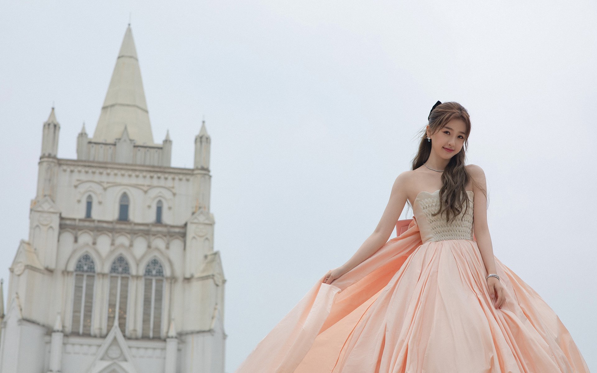 季后赛版图的铁血宣言,热火横扫活塞,东部排名争夺战奏响钢铁序曲